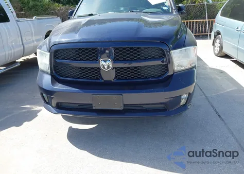 2013 Ram 1500 Express z USA, uszkodzony, nr VIN 1C6RR6KT0DS513158